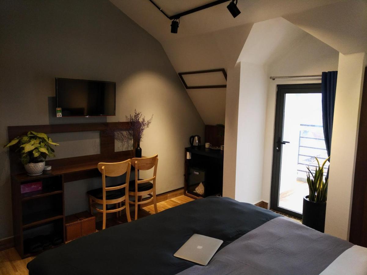 Готель Be.Ho Dalat - Attic Екстер'єр фото